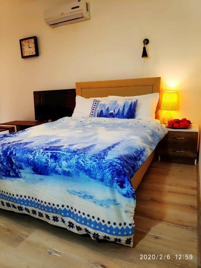 Uptown Holiday App & Pool Daily Rental Contactless Check In & Check Out Αμμόχωστος Εξωτερικό φωτογραφία
